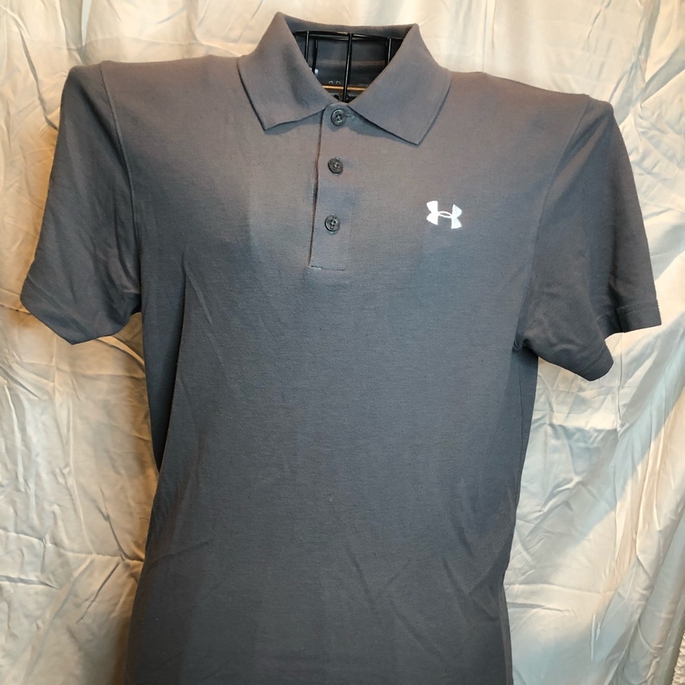 Small Under Armor Golf polo